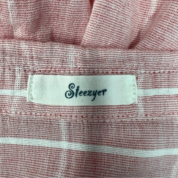 Steezyer oversized button up top with cross over - Picture 5 of 8
